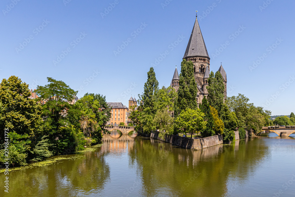 the city of Metz, in Lorraine