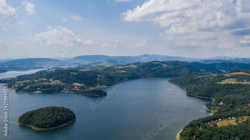 Jezioro rożnowskie - panorama