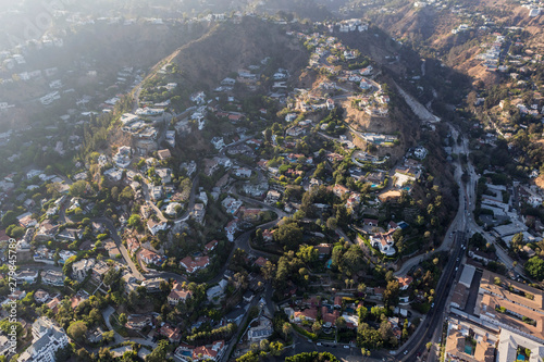 Obraz na płótnie Aerial view of steep hillside homes near Laurel Canyon Blvd in the hills above West Hollywood and Los Angeles, California