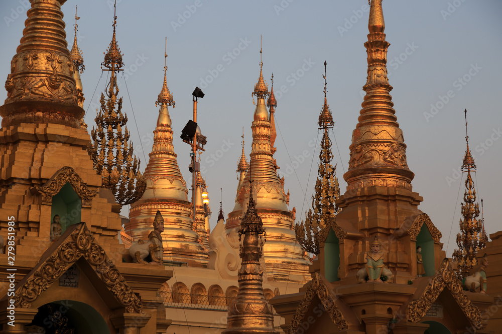 Fototapeta premium Shwedegon Pagode