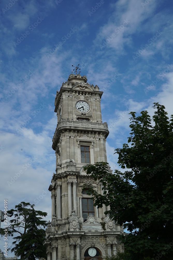 istanbul dolmabahce palace tower