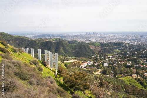 Canvas-taulu View from above the Hollywood sign