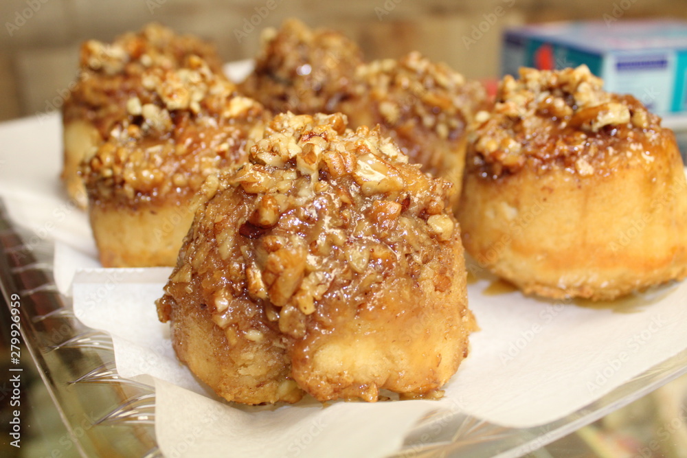 pecan cinnamon bun pecan cinnamon bun