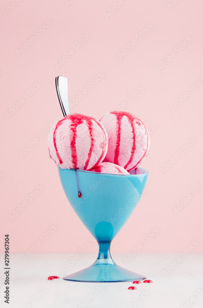 Pink Strawberry Ice Cream Scoop Stock Photo - Image of cream, food