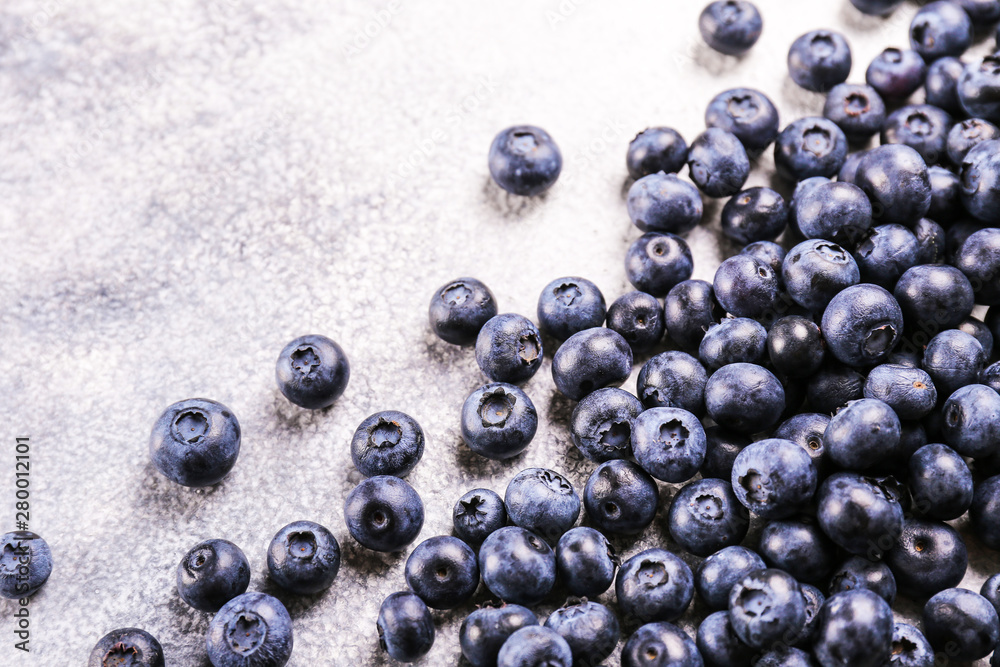 Perfectly ripe freshly picked local produce blueberries. Close up, copy space for text, top view, background. Healthy vegan snacks full of antioxidants. Seasonal summer berries. Perfectly ripe freshly picked local produce blueberries. Close up, copy space for text, top view, background. Healthy vegan snacks full of antioxidants. Seasonal summer berries.