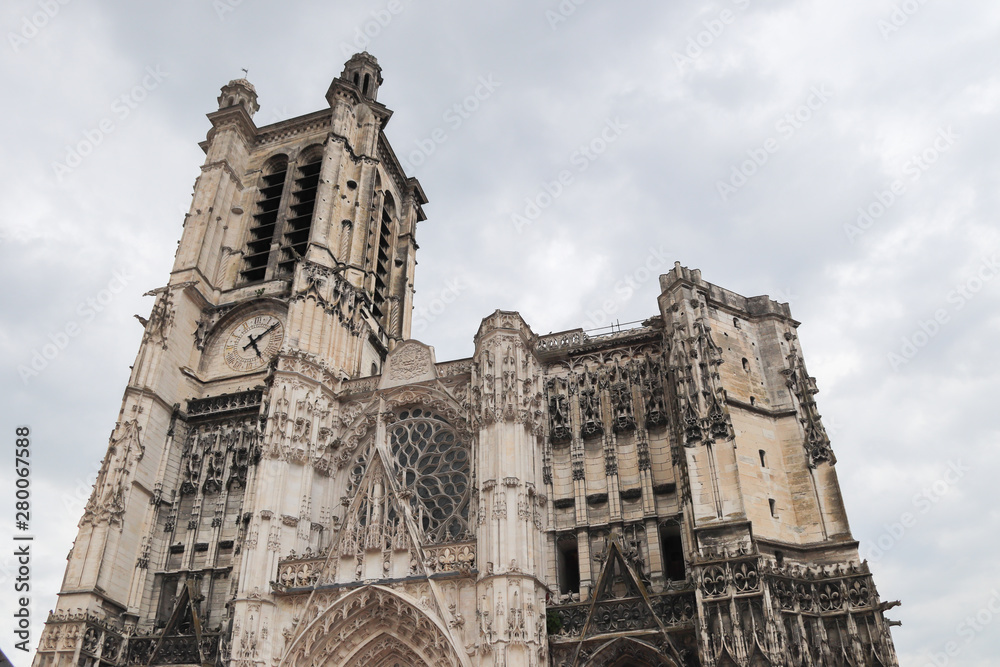 Grand-Est - Champagne - Troyes - Détails architecturaux de la cathédrale Saint-Pierre et Saint-Paul