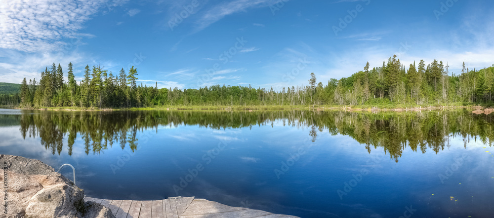 Obraz premium Panoramic view of the lake, regional park, Quebec, Canada
