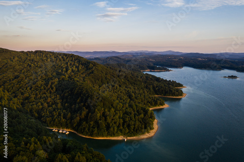 Fototapeta Naklejka Na Ścianę i Meble -  Jezioro Solina- Podkarpacie - Bieszczady
