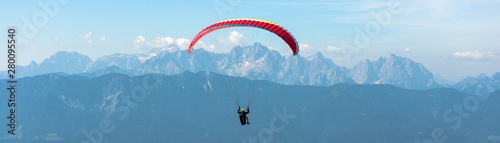 Paraglider photo