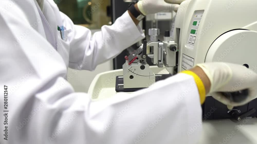 Asian scientist working in the lab,Female doctor experiment from sample,Thailand people,Researcher work in the laboratory Asian scientist working in the lab,Female doctor experiment from sample,Thailand people,Researcher work in the laboratory
