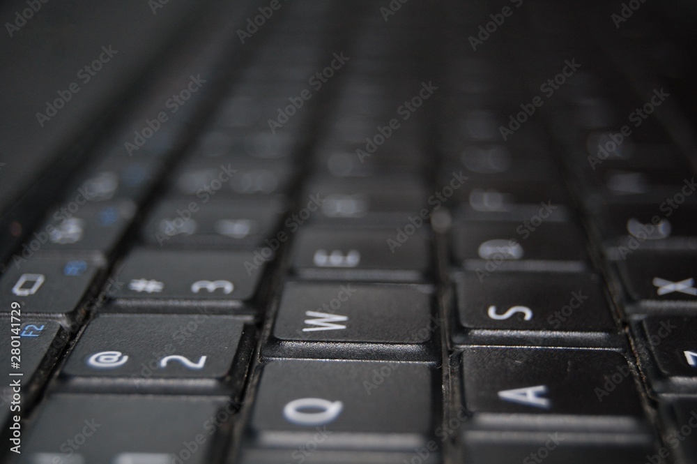 black computer keyboard