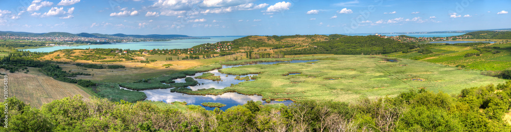 Landschaft auf der Halbinsel Tihany im Plattensee, Ungarn