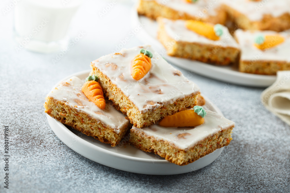 Homemade carrot cake with marzipan and sugar glaze Homemade carrot cake with marzipan and sugar glaze