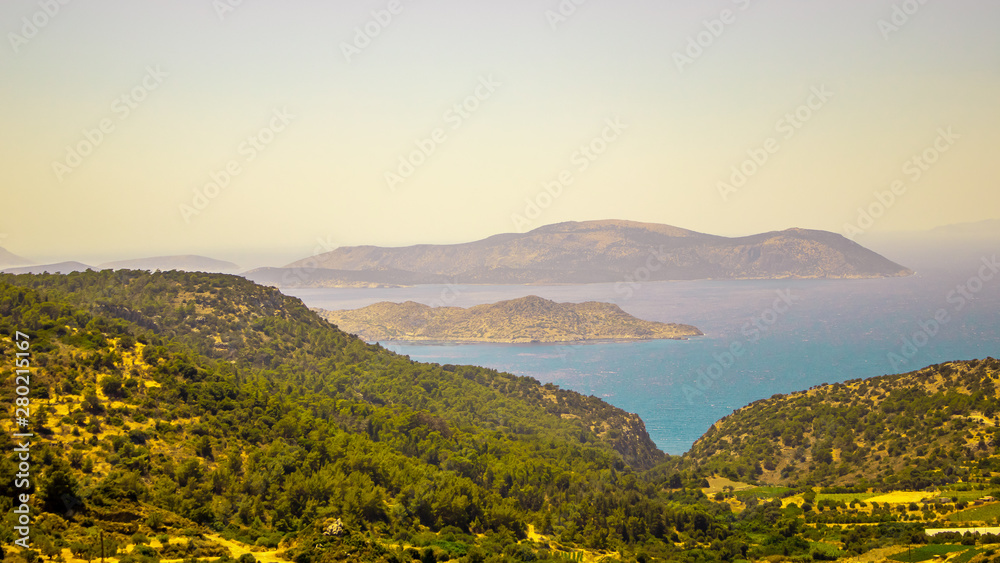 Obraz premium Beautiful mountainous landscape on the island of Rhodes in Greece