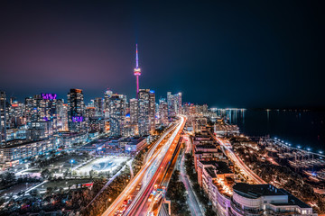 Crédence de cuisine Toronto Toronto la nuit vue vers l'est  © Phill