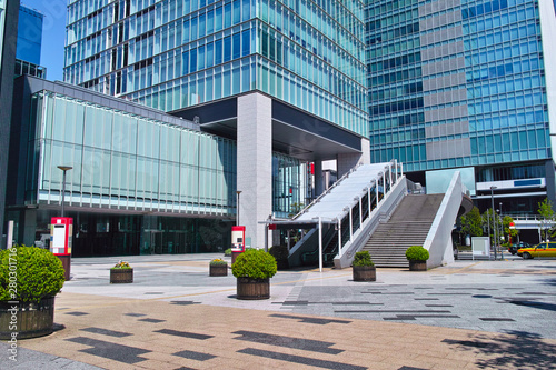 東京都千代田区の秋葉原駅、電気街口の北側のビル街の風景 photo