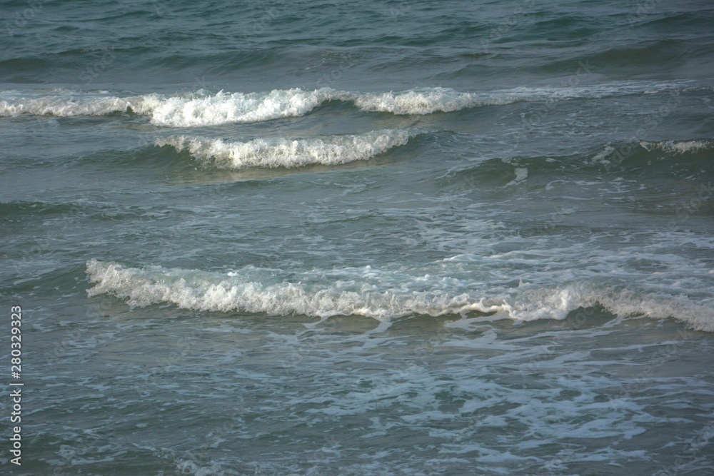 Fototapeta premium waves on the beach