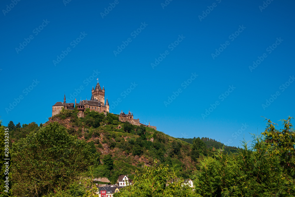 view of Reichsburg Cochem, Burg Cochem