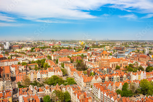 Gdańsk - krajobraz starego miasta z punktu widokowego na Bazylice.