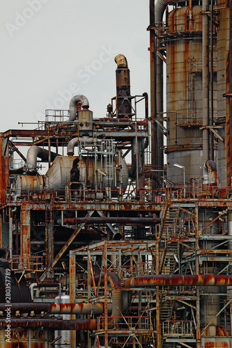 Structure of oil refinery plant in industrial area © Wako