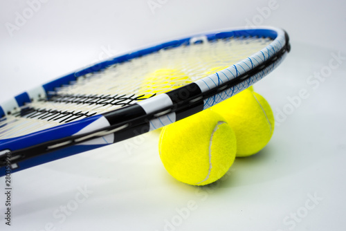 tennis racket and ball isolated on white background © Александр Захаров
