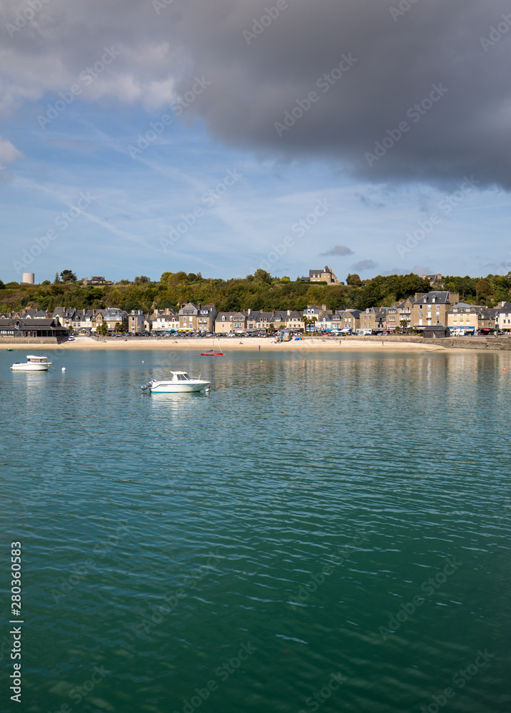 Obraz premium Cancale, fishing port and famous oysters production town located at the western end of the bay of Mont Saint-Michel on the Emerald Coast, Brittany, France