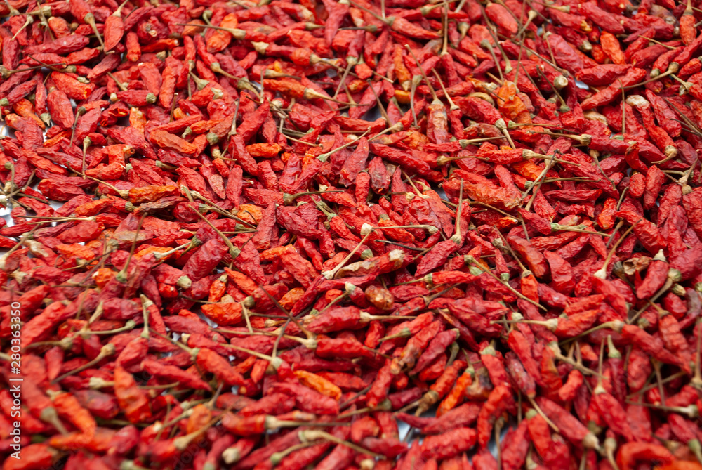 pile of dry chilli