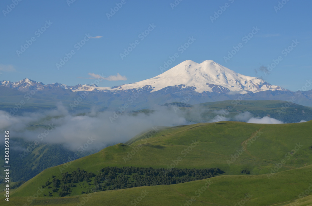 Clouds under Elbrus (облака под Эльбрусом)