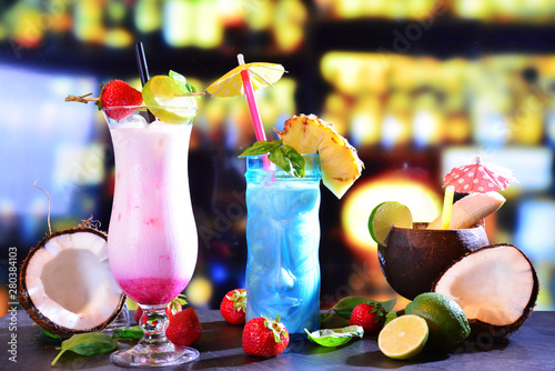 Leckere Cocktails mit Früchten