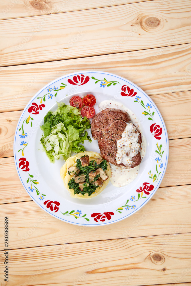 meat with mashed potatoes meat with mashed potatoes