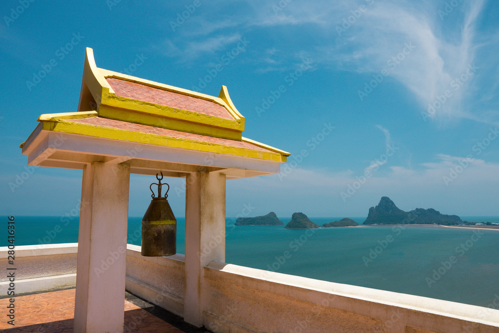 Obraz premium Prachuap temple view