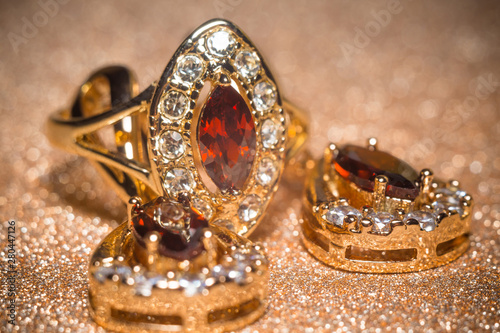 Фотография Golden ring with garnet