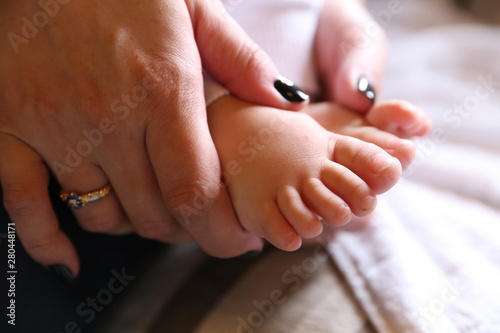 foot baby child kid feet hands mom