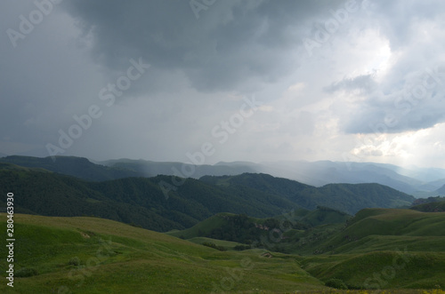 Дождевые облака в горах Северного Кавказа © sergeym1974