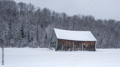 Barn landscape in winter © sebastien