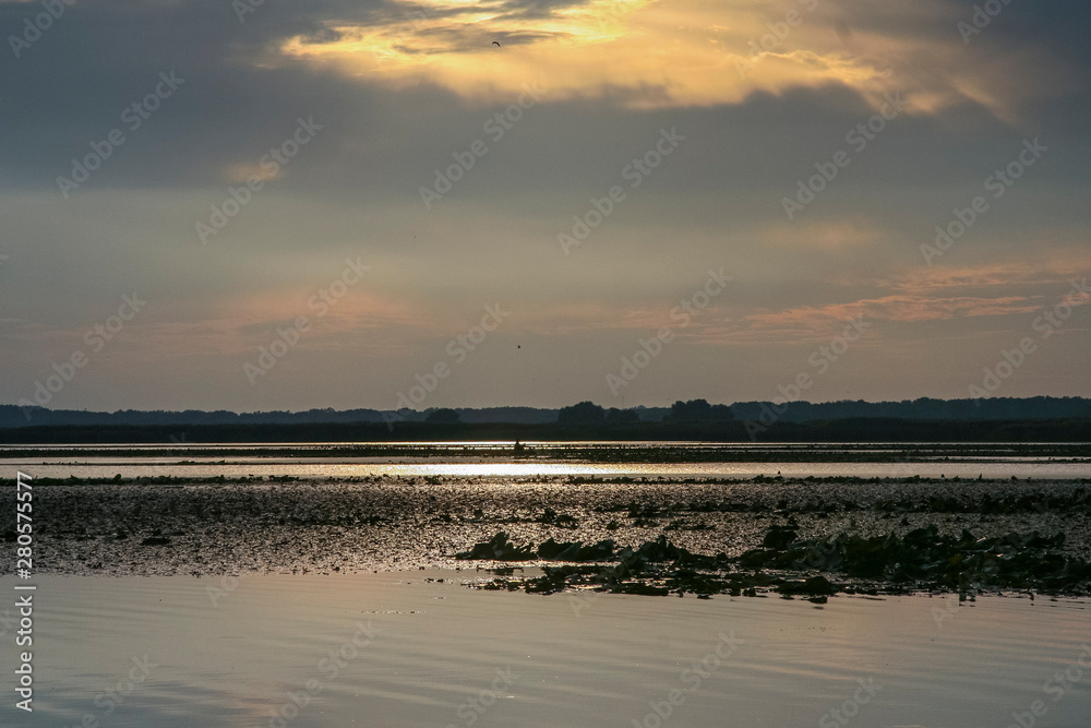 Fototapeta premium Kushugumskie melt on the Dnipro river