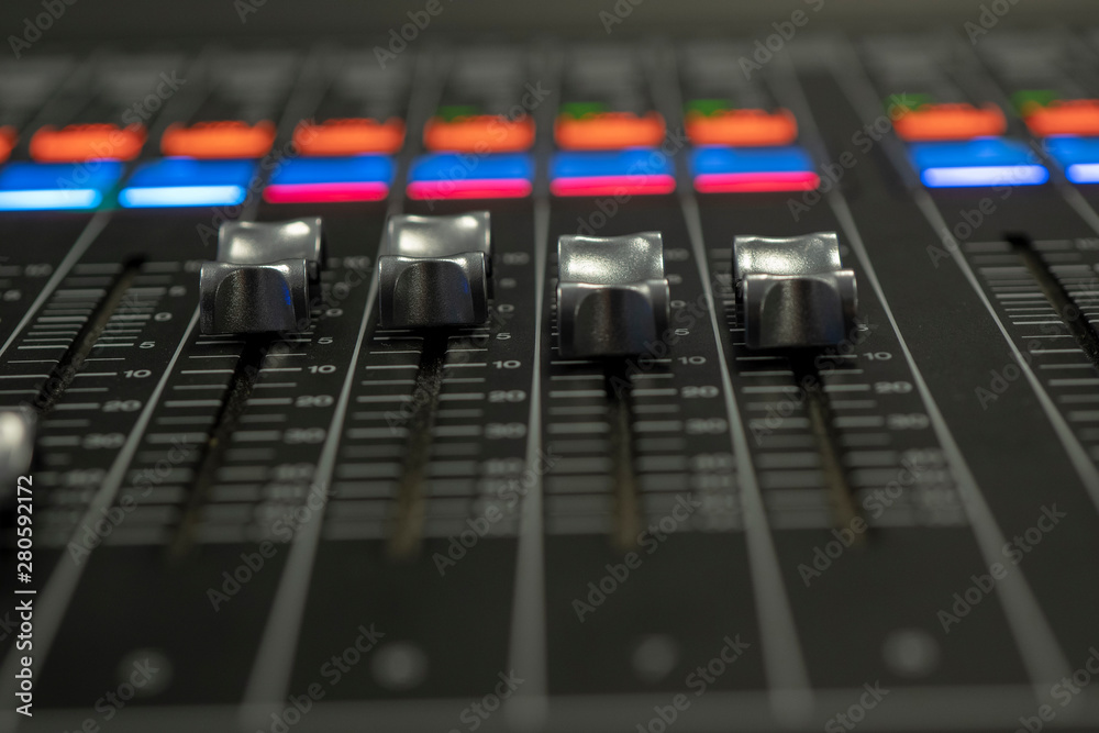Audio Mixer with Faders moving from preset Audio Mixer with Faders moving from preset
