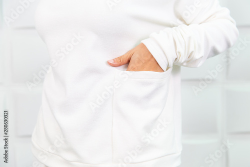 woman hand in pocket