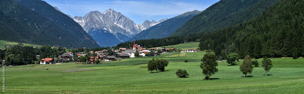 Plakat Alpine landscape: Village of Rasun di Sotto (Bolzano) in 