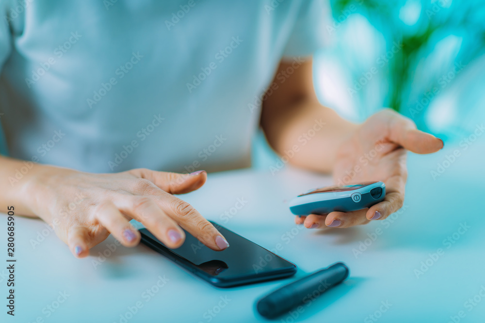 Measuring Blood Glucose Levels Measuring Blood Glucose Levels