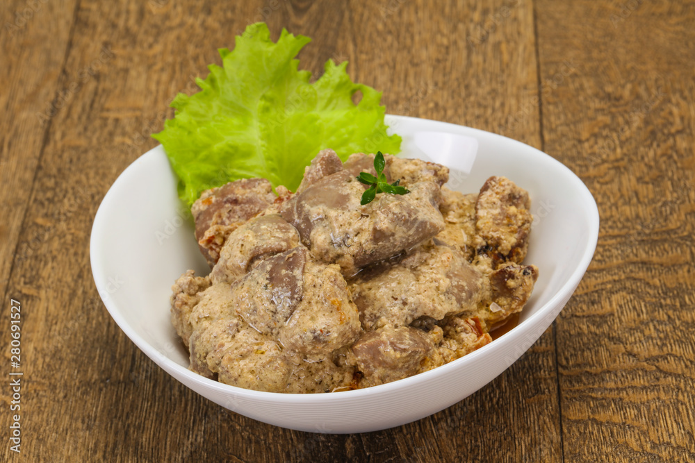 Chicken liver with cream and dry tomatoes Chicken liver with cream and dry tomatoes