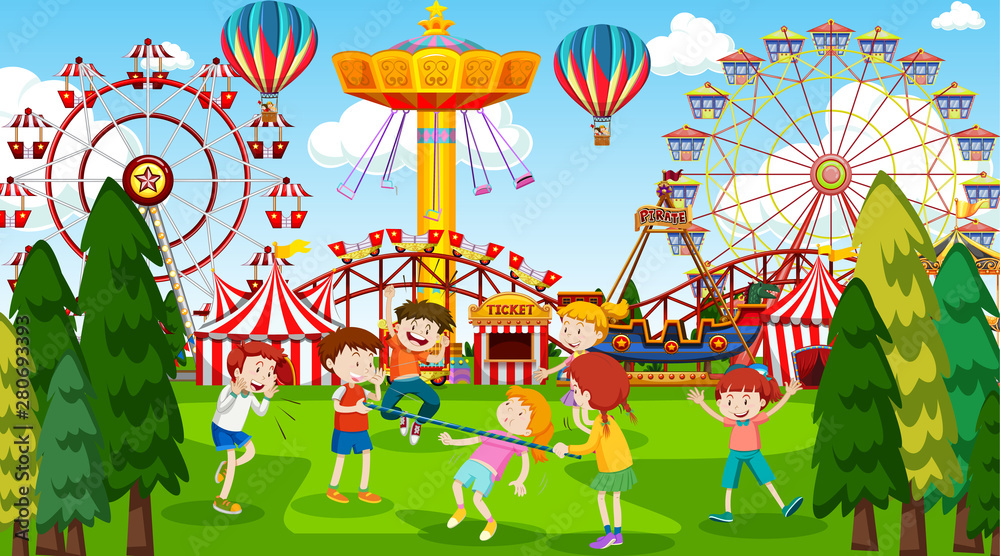 Obraz premium Active kids playing in outdoor scene