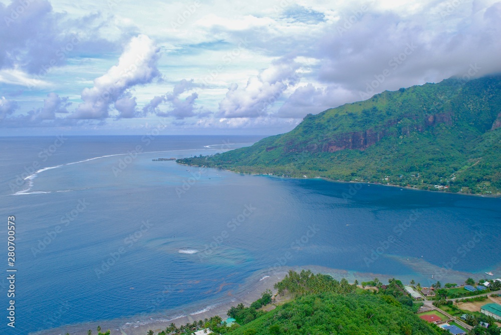 Bay on Moorea 3