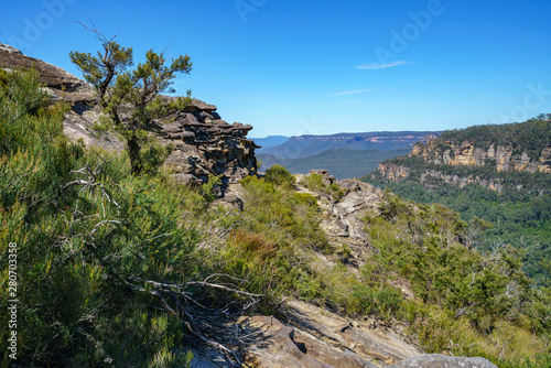 hiking the prince henry cliff walk, blue mountains, australia 2