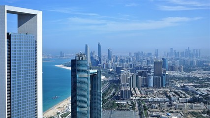 Fotobehang Abu Dhabi Luchtfoto van hoofdstad Abu Dhabi  © Morten H