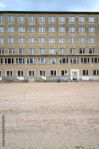 Altbau Wohnungen Plattenbau für Sanierung