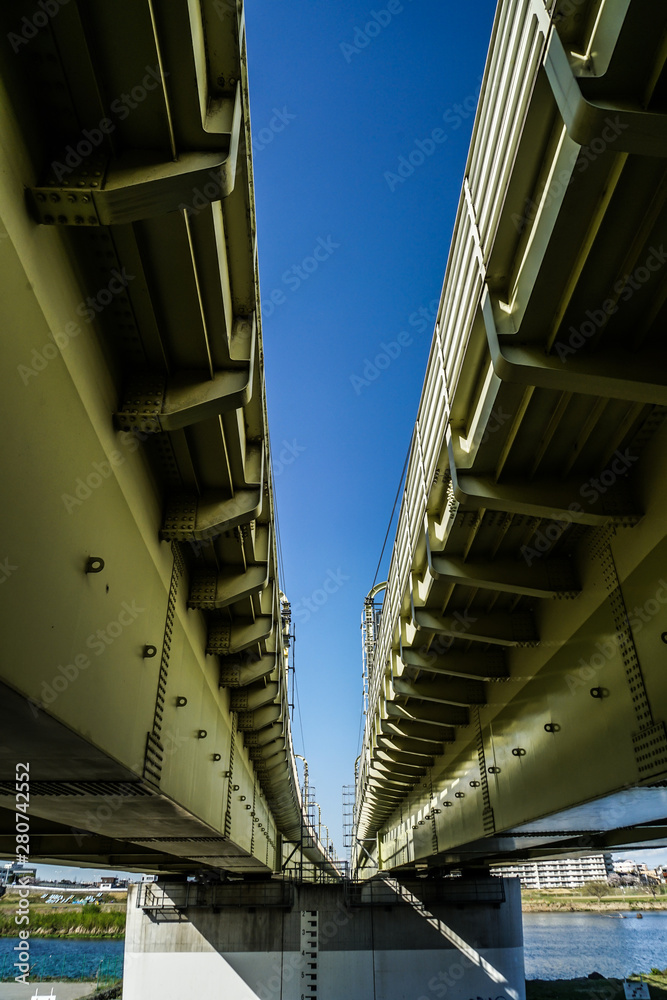 Fototapeta premium 東急東横線の高架