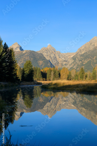 Fototapeta Naklejka Na Ścianę i Meble -  Scenic Teton Landscape in Autumn