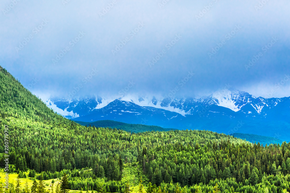 Obraz premium The North-Chuyskiy ridge. Gorny Altai, Russia