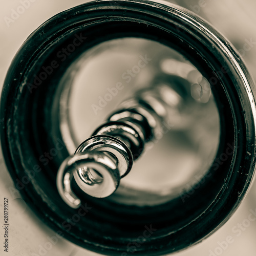 Fotografi Macro close up of spiral corkscrew bottle opener